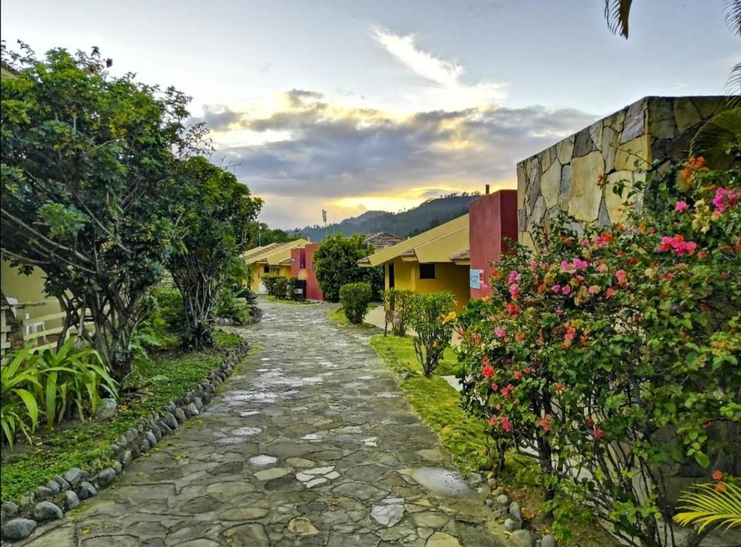 Jarabacoa River Club & Resort Экстерьер фото